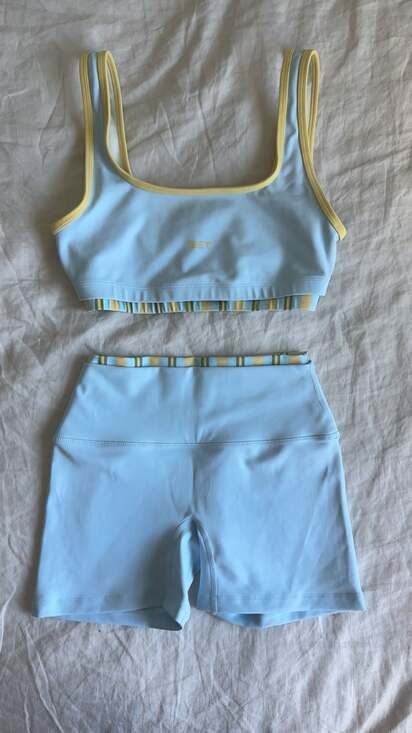 SET ACTIVE Other - SET Active Luxform Matching Set – Size Small 🩵💛